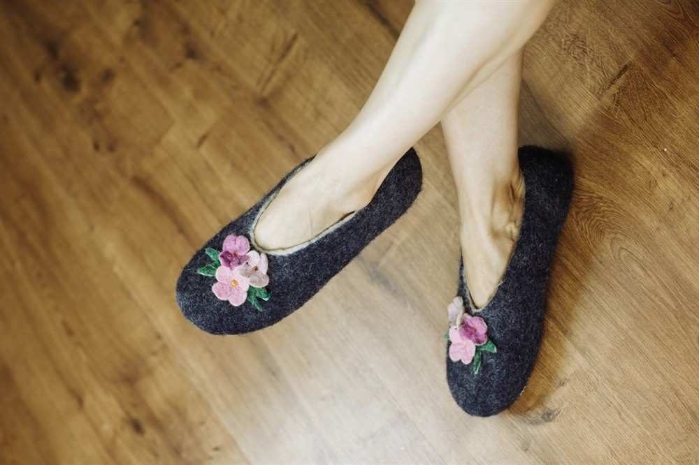 تصویر 3 از پاپوش نمدی تولید سفارشی دارای سایز بندی کامل و دقیق